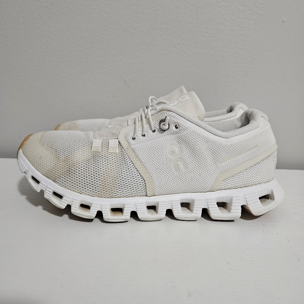 On Running Women's Shoes - Picture 4 of 10